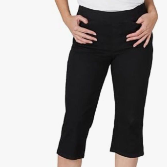 chic Pants - Chic Classic Collection Black Pull On Capri Pants Size 18 New With Tags